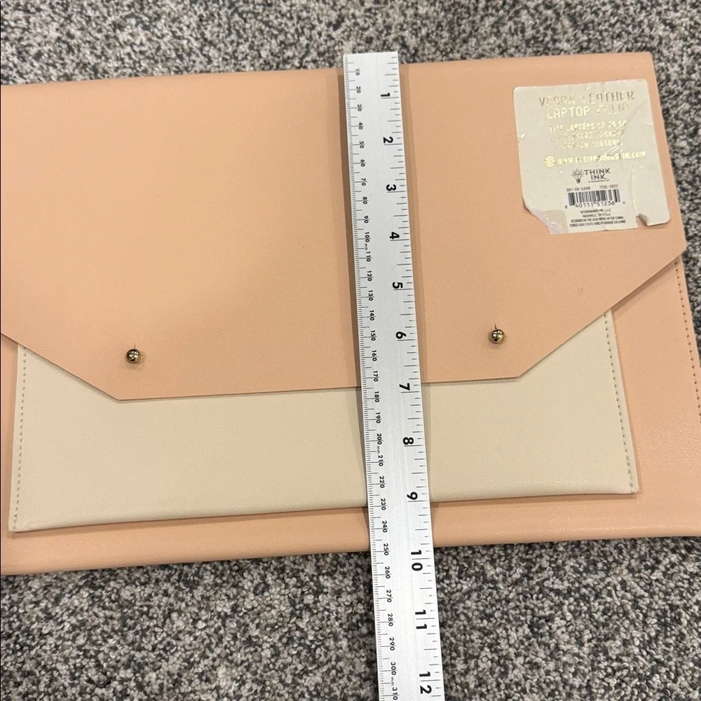 DesignWorks Ink Vegan Leather Classy Fun Stylish Laptop Folio Peach and Cream